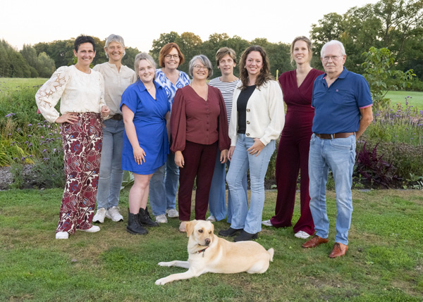 Ons team van professionele coaches, agritrainers, mediators en psychologen spreken de taal van de boer.